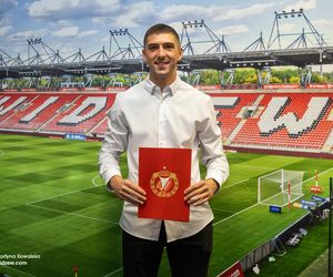 Pierwszy letni transfer Widzewa. To napastnik z patentem na strzelanie goli w Ekstraklasie