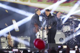 Bryan Adams podczas Sylwestra z Dwójką 2024