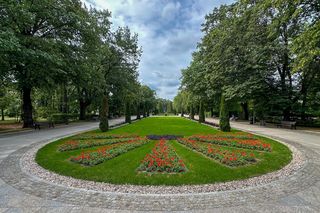 m. Białystok - przeciętne miesięczne wynagrodzenie: 8843,88 zł brutto