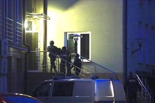 Albert G. nożownik doprowadzony