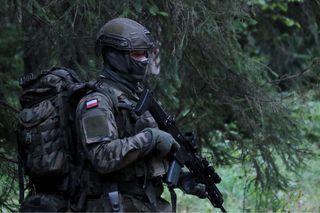 Ognista Burza- 25 w Podlaskiem. Żołnierze WOT ćwiczą obronę przed dywersantami