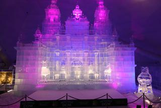 Tatrzańska Świątynia Lodowa robi ogromne wrażenie! Do jej zbudowania wykorzystano 225 ton lodu! [ZDJĘCIA]