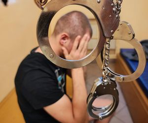 Staruszek skatowany bez żadnego powodu na targowisku miejskim! Sprawca był wyjątkowo brutalny [ZDJĘCIA]