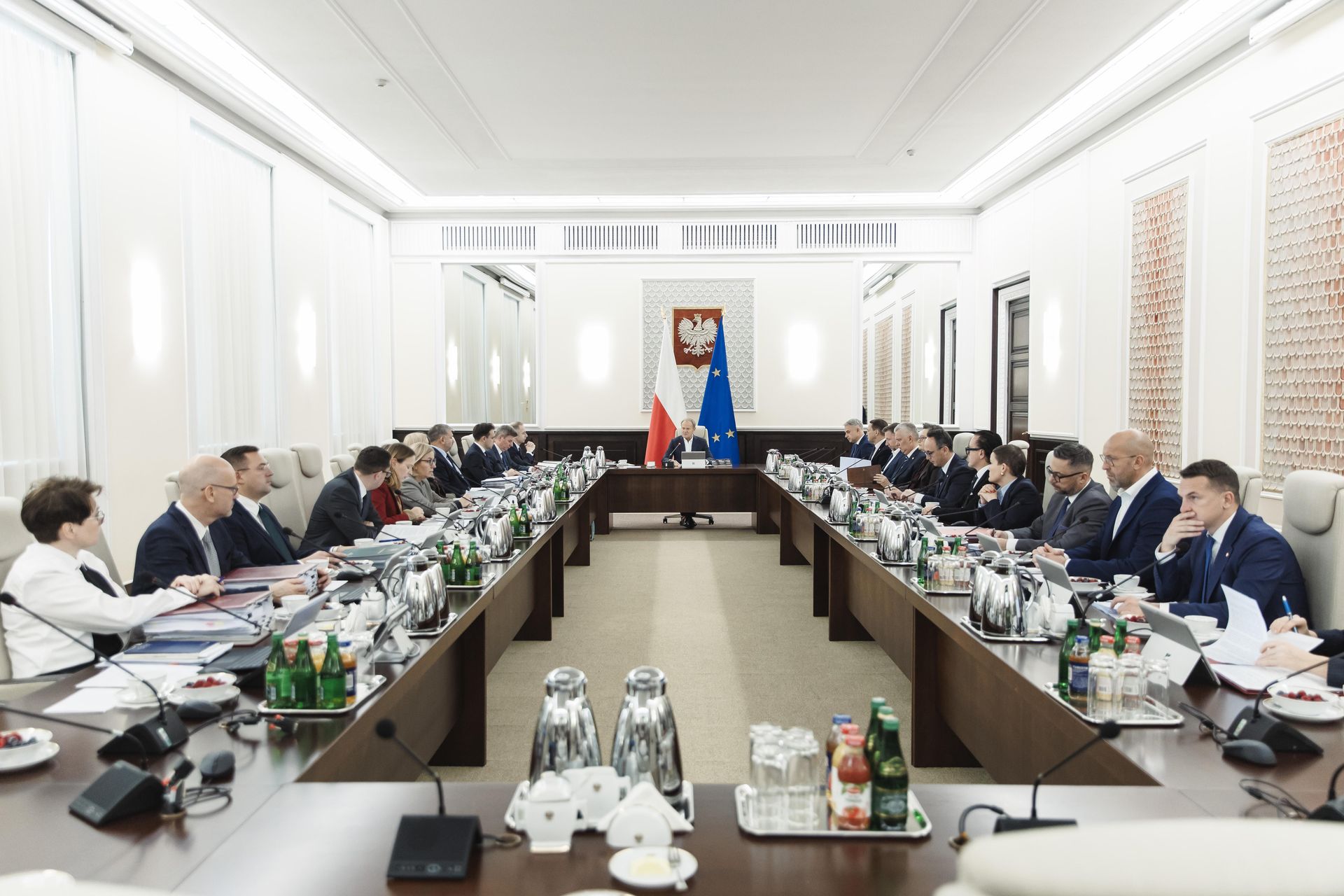 Rząd przyjął projekt ustawy o statusie osoby najbliższej w związku i umowie o wspóln…