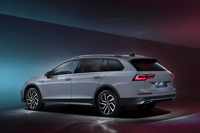 (2021) Volkswagen Golf Variant Alltrack