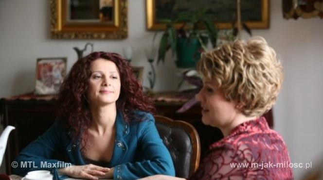 M jak miłość. Agata Rogowska (Monika Moskwa), pierwsza siostra Artura, Marysia (Małgorzata Pieńkowska)