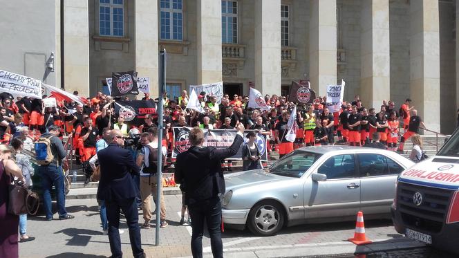 Protest ratowników medycznych we Wrocławiu