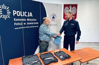 Broń znaleziona przez policjantów.