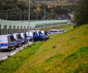 Poszukiwany ojciec zamordowanego Olusia może być uzbrojony. Dodatkowe środki bezpieczeństwa