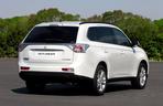 NOWY Mitsubishi Outlander 2013