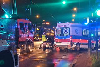 Poważny wypadek teraz w Krakowie! Duże utrudnienia, zatrzymane tramwaje