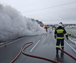 Bus spłonął doszczętnie pod Tarnowem. Podróżowało nim 25 osób