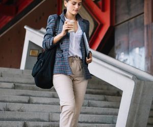 Styl preppy wraca do łask. Jak tworzyć stylizacje rodem z amerykańskich uczelni?