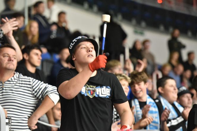 Arriva Lotto Twarde Pierniki Toruń - Legia Warszawa, zdjęcia kibiców i zawodników z meczu Orlen Basket Ligi