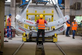 TUBING ŻELBET METRO TUNEL OTWARCIE FABRYKA
