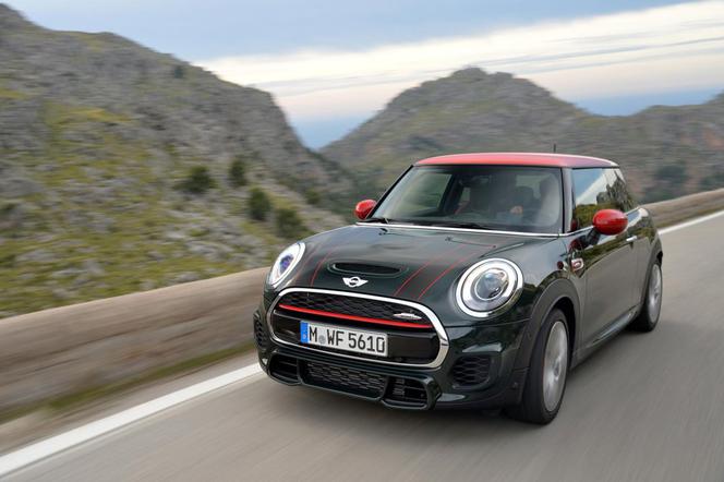 2015 MINI John Cooper Works