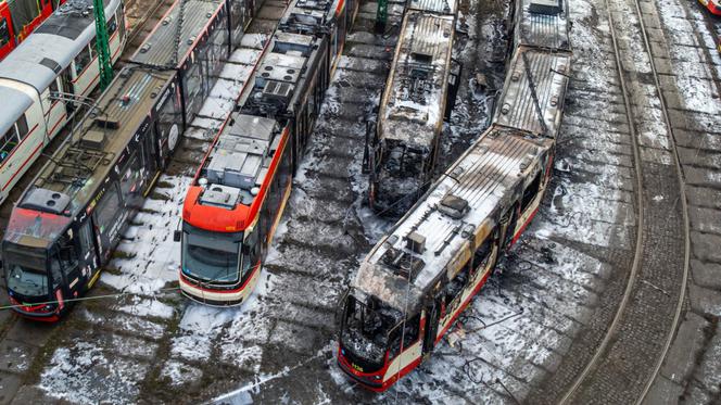 Pożar w zajezdni tramwajowej w Nowym Porcie