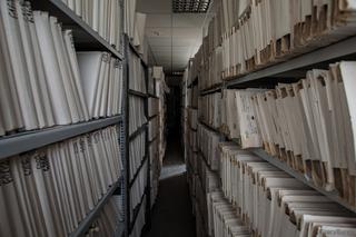 Zlikwidowana szkoła nadal straszy [GALERIA]