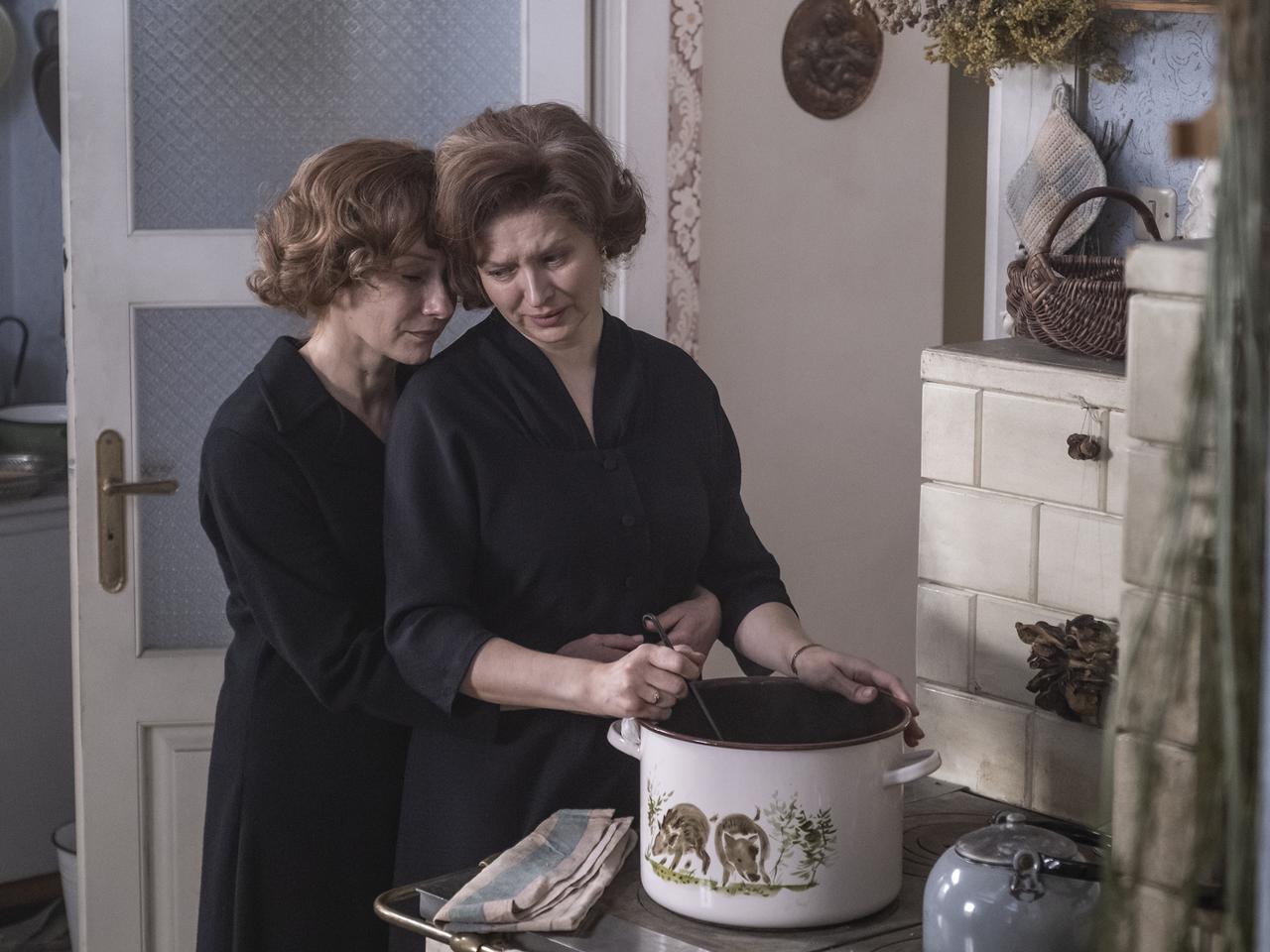 Stulecie Winnych 4, odcinek 46: Żałoba u Winnych po śmierci Andzi i Stanisława. Ania straci też syna? - ZDJĘCIA 