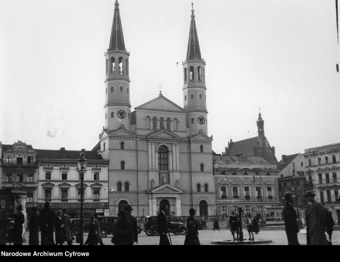 Po dwóch wieżach pozostała już tylko legenda