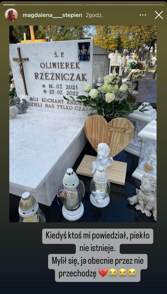 Magdalena Stępień czuwa przy grobie Oliwierka Rzeźniczaka