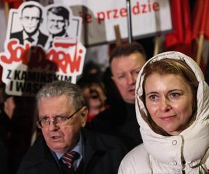 Manifestacja przed zakładem karnym, w którym przebywa Maciej Wąsik