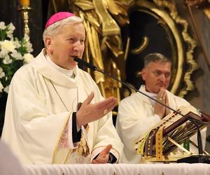Bp Jan Zając podczas peregrynacji ikony Świętej Rodziny: Jesteśmy jedną rodziną, odpowiedzialną za siebie nawzajem