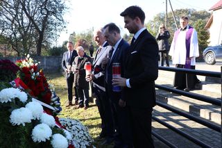 W tej małopolskiej wsi spoczywa ponad stu Chorwatów. Żołnierze upamiętniają ich co roku
