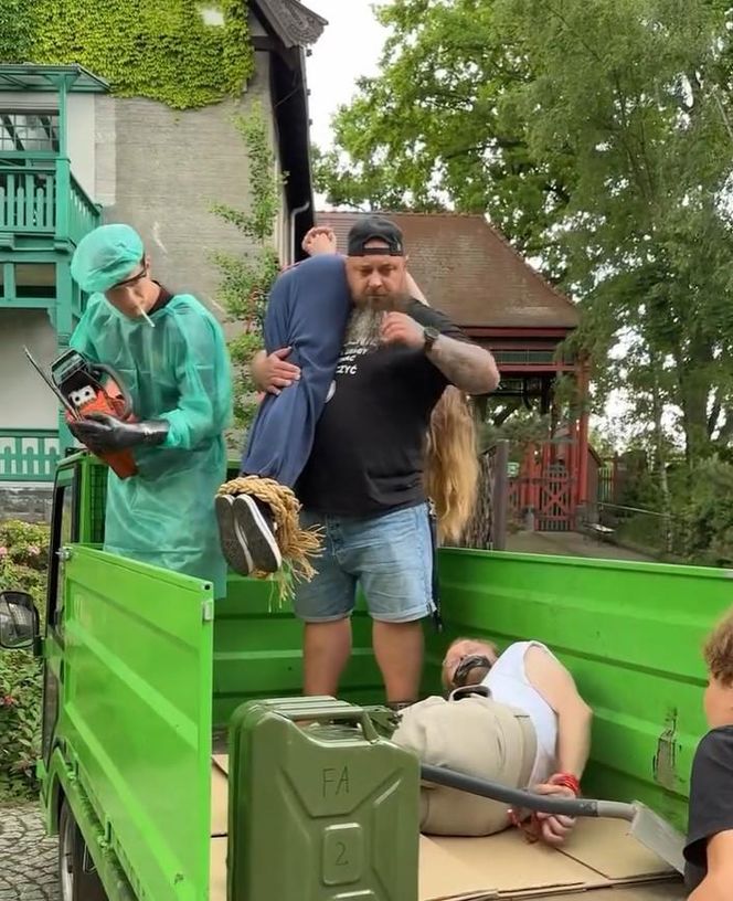 Gang z ZOO Wrocław podbija sieć! Takiego ostrzeżenia jeszcze nie widziałeś