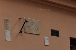 Luksusowe ulice w Warszawie. Tam ceny są kosmiczne i na mieszkanie trzeba wydać miliony.