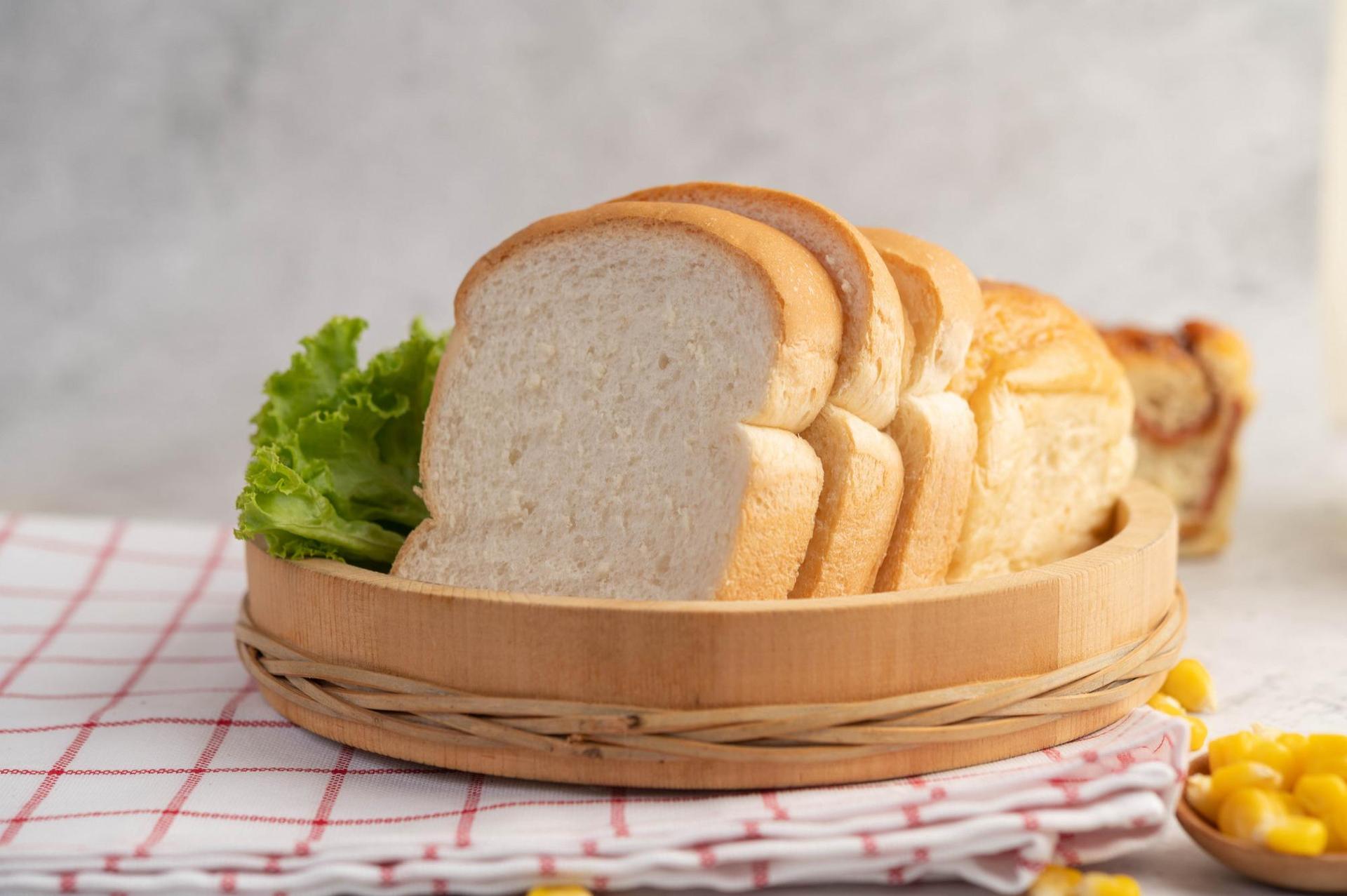 Bread. Белый хлеб. Белый хлеб хлеб. Белый хлеб картинки. Хлеб деревенский заливной.