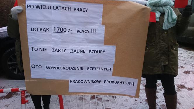Protest przed prokuraturą w Toruniu - 20 grudnia