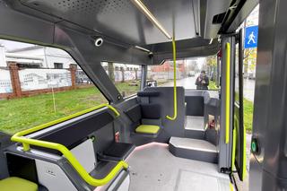 Bus bez kierowcy wozi ludzi