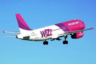 Chcesz zostać stewardessą albo stewardem? Wizz Air rekrutuje w Katowicach! Sprawdź warunki i wymagania
