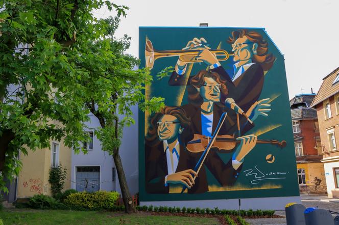Muzyczne murale w Opolu – Zbigniew Wodecki (1)