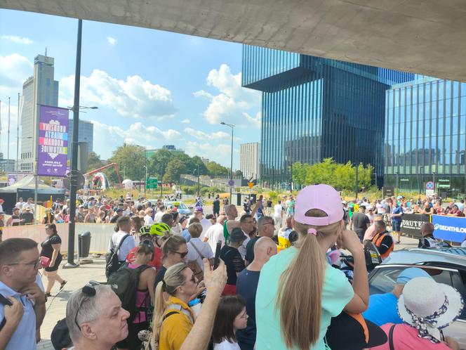 Tour de Pologne w Katowicach. Kolarze bawią się z kibicami