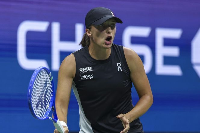 Iga Świątek w 1/8 finału US Open. Trudny mecz i awans Polki po zaciętej walce z Kalinską