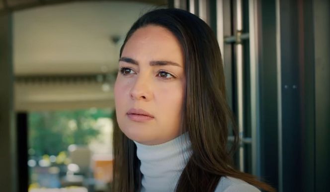 Melis naprowadzi porywacza na trop Zeynep. Dojdzie do tragicznego wypadku i dziewczyna zostanie pojmana.
