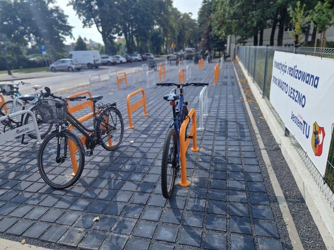 Nowy parking rowerowy w Lesznie