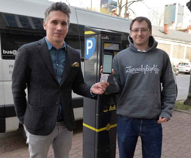 Miejsc brakuje ale będzie system. E-parkowanie w Warszawie