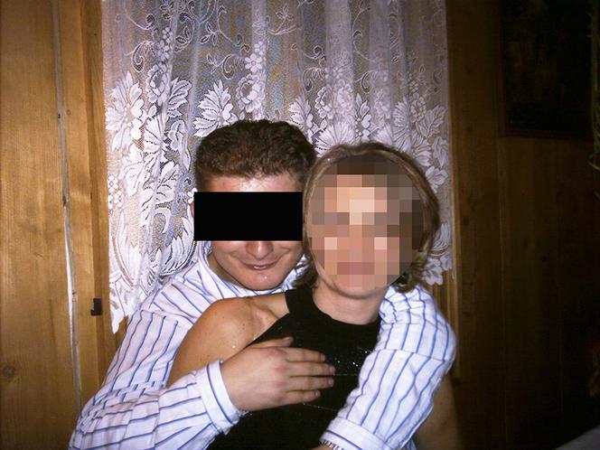 Żył z czterema żonami. WYŁUDZIŁ MILIONY