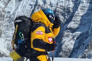 Himalaista Waldemar Kowalewski sprowadzany z Broad Peak przez Szerpów