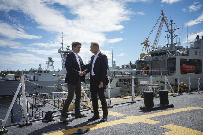 Prezydent RP Andrzej Duda i premier Kanady Justin Trudeau. Spotkanie z Premierem Kanady w bazie marynarki wojennej Canadian Forces Base Esquimalt