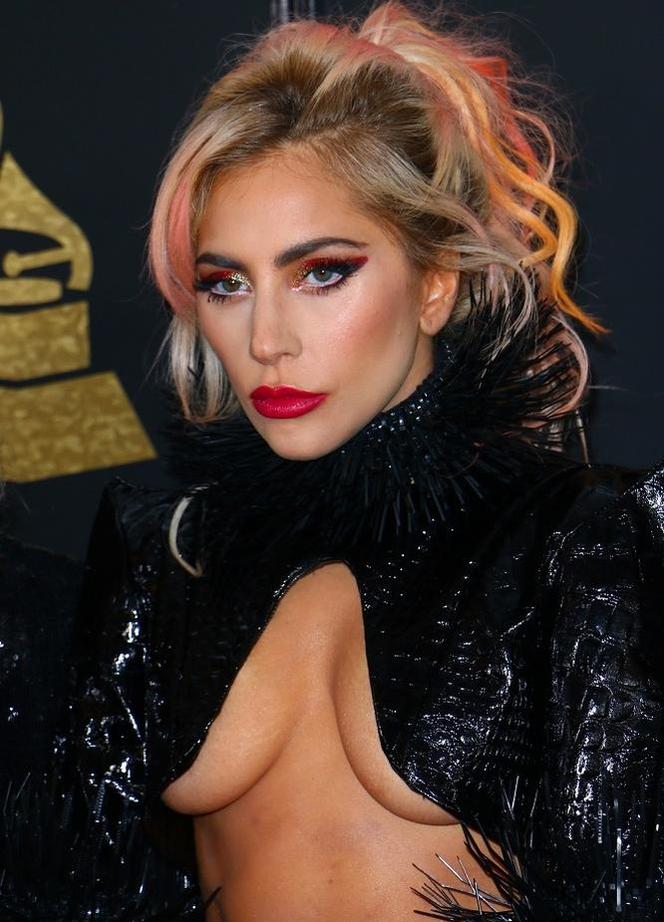 Lady Gaga podczas Grammy 2017