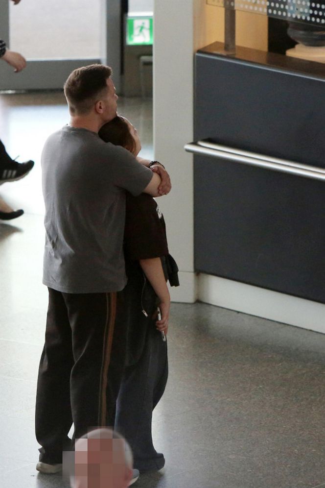 Marcin Hakiel z rodziną lecą na wakacje