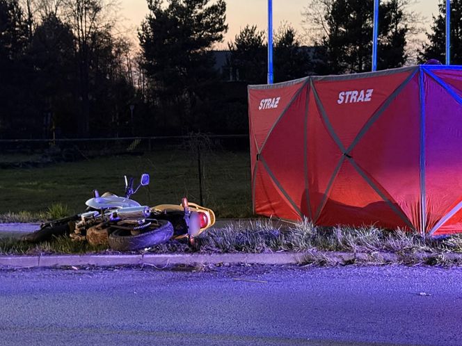 Młody motocyklista zabił się na drzewie. Wielka tragedia