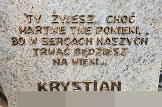 Krystian wjechał samochodem do rzeki. Mija rok od śmierci [GALERIA]