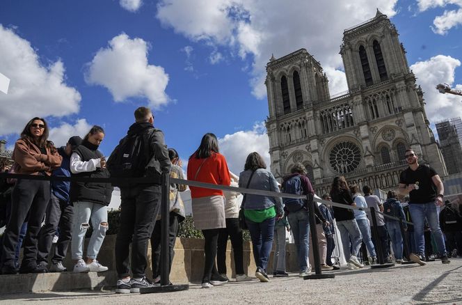 Katedra Notre Dame wkrótce otwiera się po pożarze! Zobacz, jak wygląda teraz