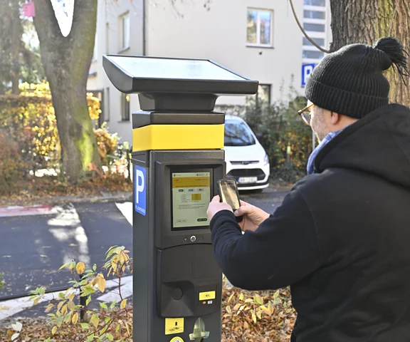 RPO interweniuje ws. parkometrów. Kierowcy muszą mieć możliwość płatności gotówką