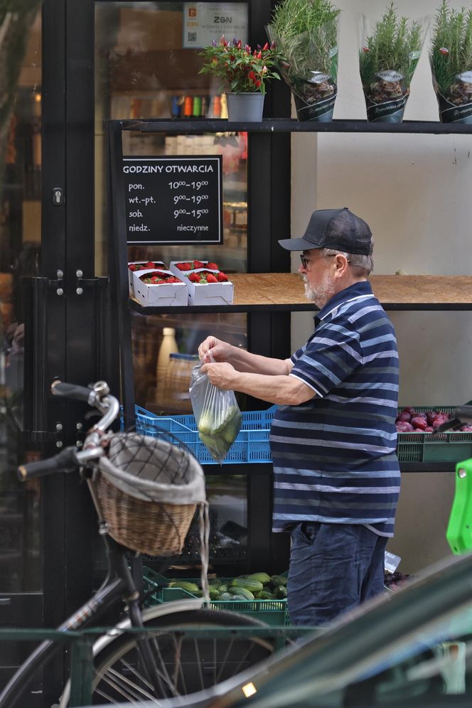 Edward Miszczak i Anna Cieślak na bazarku